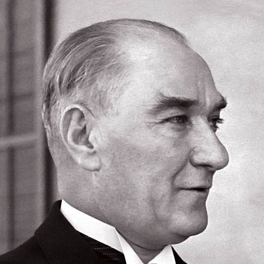 Başöğretmen Mustafa Kemal ATATÜRK